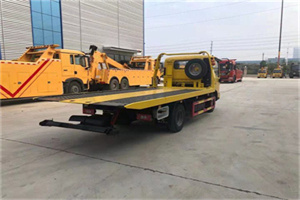 南澳非事故拖车